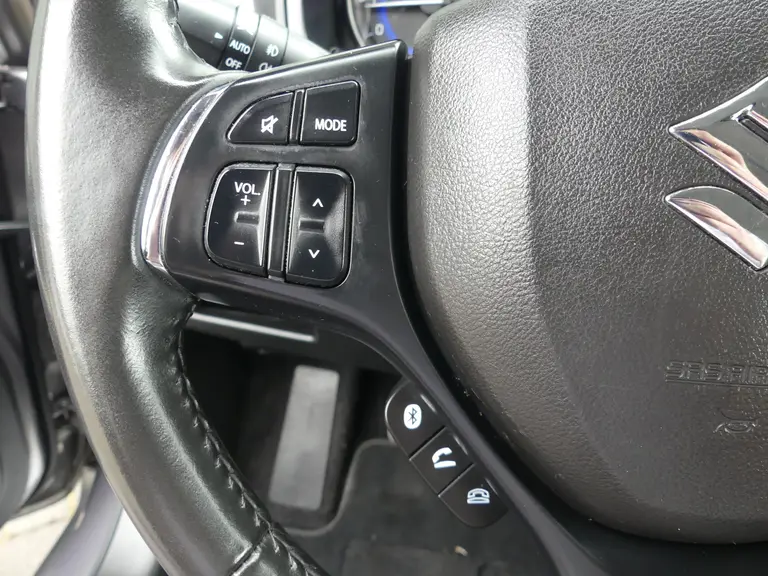 Suzuki Baleno 1.2 Exclusive All seasen banden, Dealer o.h., Airco, Stoelverwarming, afbeelding 13