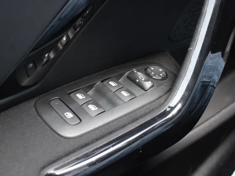 Peugeot 208 1.2 PureTech Allure afbeelding 13