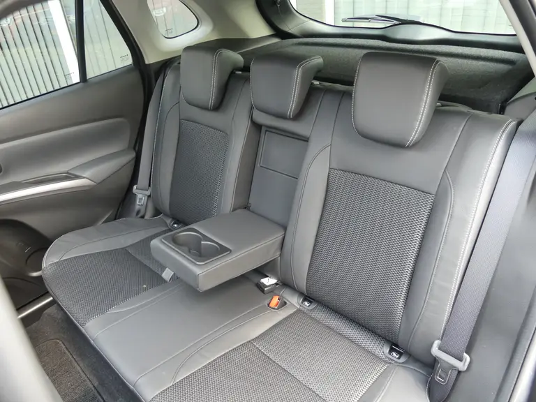 Suzuki S-Cross 1.5 Hybrid Style Automaat, Panoramadak, Navigatie, 6 JAAR GARANTIE afbeelding 25