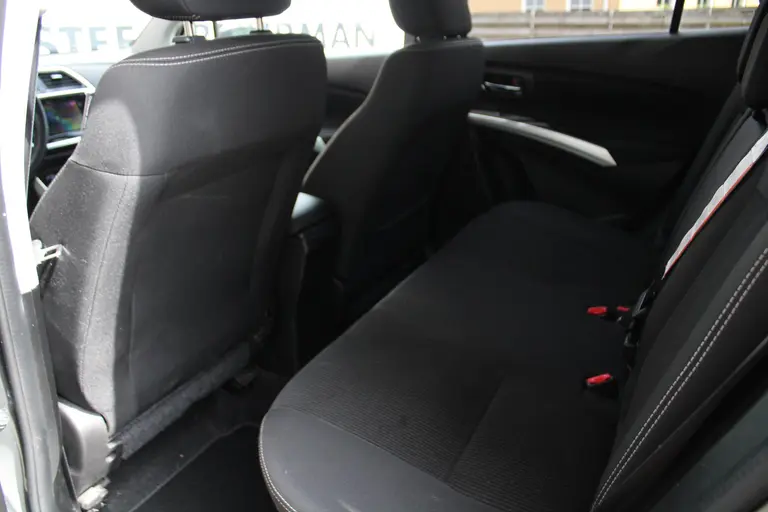 Suzuki S-Cross 1.0 Boosterjet Select Achteruitrijcamera, Cruise Control, Climate Control, Stoelverwarming afbeelding 15