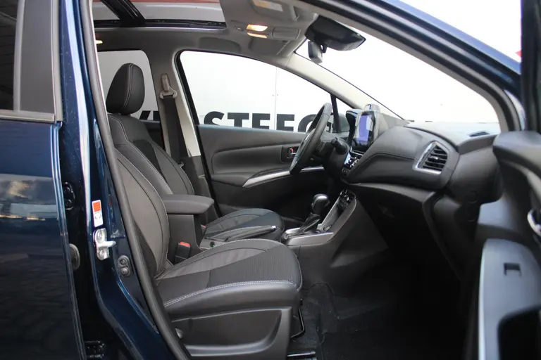 Suzuki S-Cross 1.5 Hybrid Automaat Style Nieuw met 6 Jaar Garantie! Adaptieve Cruise Control, 360 graden camera, Stoelverwarming afbeelding 13