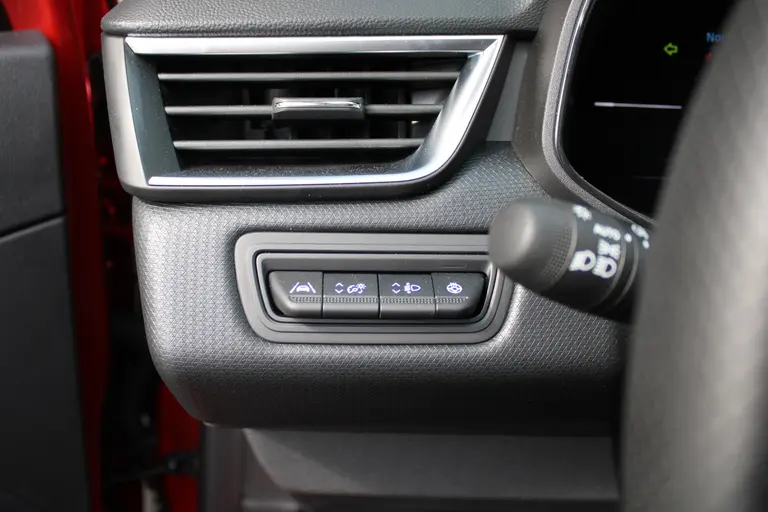 Mitsubishi Colt 1.6 HEV First Edition Automaat, Cruise/Climate control, Applecar./Andr. auto, Camera, 17"LM Velgen afbeelding 14