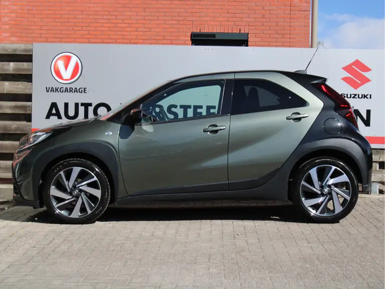 Toyota Aygo X 1.0 VVT-i S-CVT Envy Achteruitrijcamera, Cruise Control Adaptief, Airco Automatisch, DAB, Bluetooth afbeelding 13