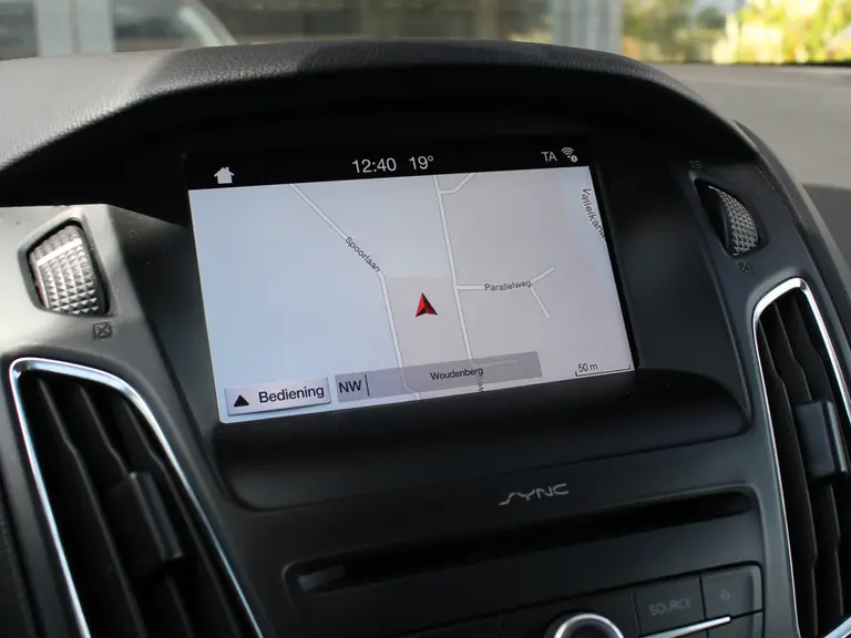 Ford FOCUS Wagon 1.0 Titanium 125PK Navigatie, Camera, Trekhaak afbeelding 16