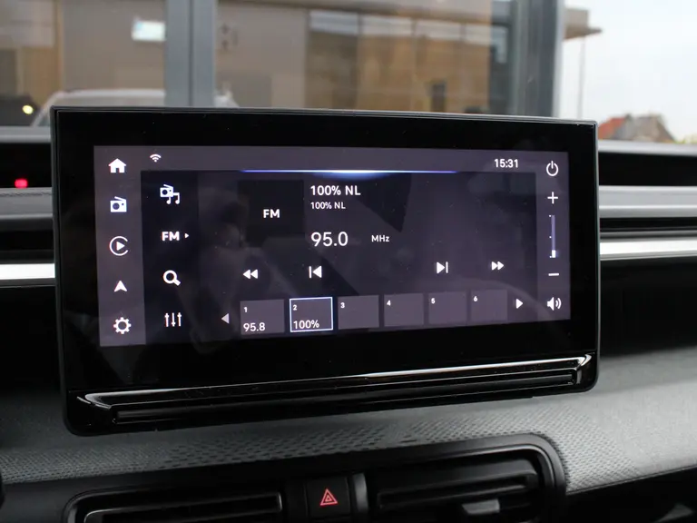 Citroën C3 1.2 100PK Turbo Max Navigatie, Achteruitrijcamera, Climate Control, Cruise Control, Apple Carplay, Android Auto afbeelding 26