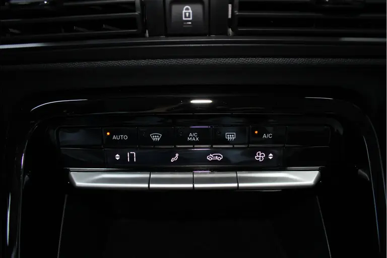 Citroën C3 1.2 100PK Turbo Max Navigatie, Achteruitrijcamera, Climate Control, Cruise Control, Apple Carplay, Android Auto afbeelding 20