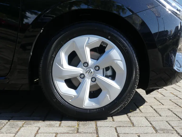 Suzuki Swift 1.2 Select Smart Hybrid Navigatie via Applecarpl./Andr. Auto, CruiseControl Adaptief, 6 jaar Fabrieksgarantie afbeelding 25