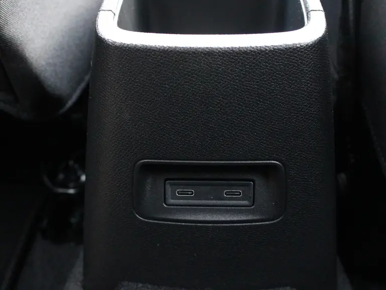 Citroën C3 Aircross Plus 1.2 Turbo 100pk Achteruitrijcamera, Climate Control, Cruise Control, Apple Car Play, Android Auto Navigatie afbeelding 40