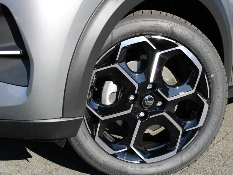Citroën C3 Max 1.2 100PK Turbo Navigatie, Achteruitrijcamera, Climate Control, Cruise Control, Apple Carplay, Android Auto € 499,- private lease afbeelding 2