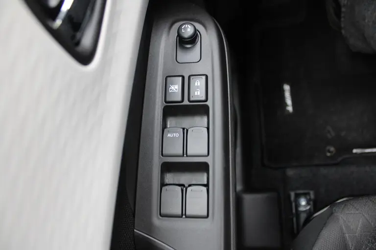 Suzuki Swift 1.2 Select Smart Hybrid , Nieuwe ORG NL auto met 6 jaar Fabrieksgarantie! afbeelding 19