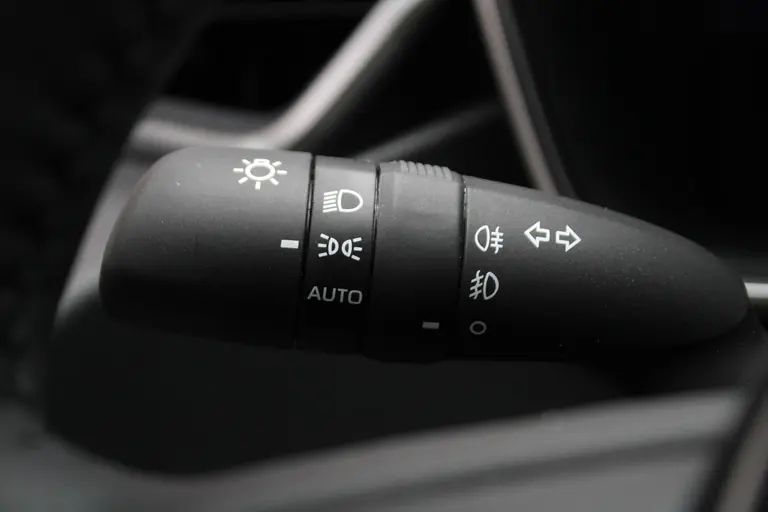 Suzuki Swace 1.8 Hybrid Style Automaat 140PK All-Season Banden, Adaptieve Cruise Control, Navigatie, Stuur Verwarmd, Voorruitverwarming, Draadloze Telefoonlader afbeelding 38