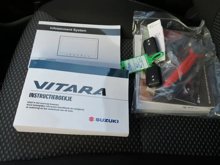 Suzuki Vitara 1.4 Boosterjet Select Smart Hybrid, NIEUWE Auto Draadloos Carplay en 6 jaar Garantie! afbeelding 26
