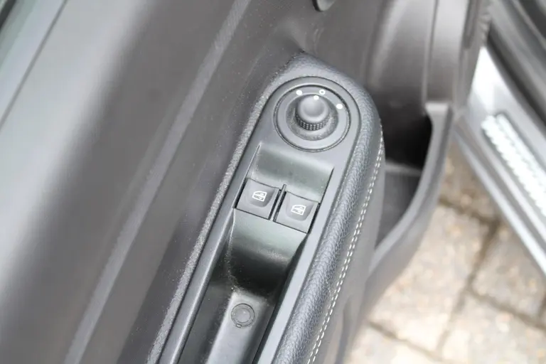 Renault Twingo Z.E. Inclusief batterijtest R80 E-Tech Série Limitée 82pk, Automaat, Airco, Navigatie, Applecarpl./Andr. Auto afbeelding 16