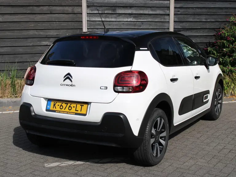 Citroën C3 Business 1.2 PureTech 82PK Navigatie, Achteruitrijcamera, Parkeersensoren, Keyless Entry & Start, Stoelverwarming, Apple Carplay, Android Auto afbeelding 10