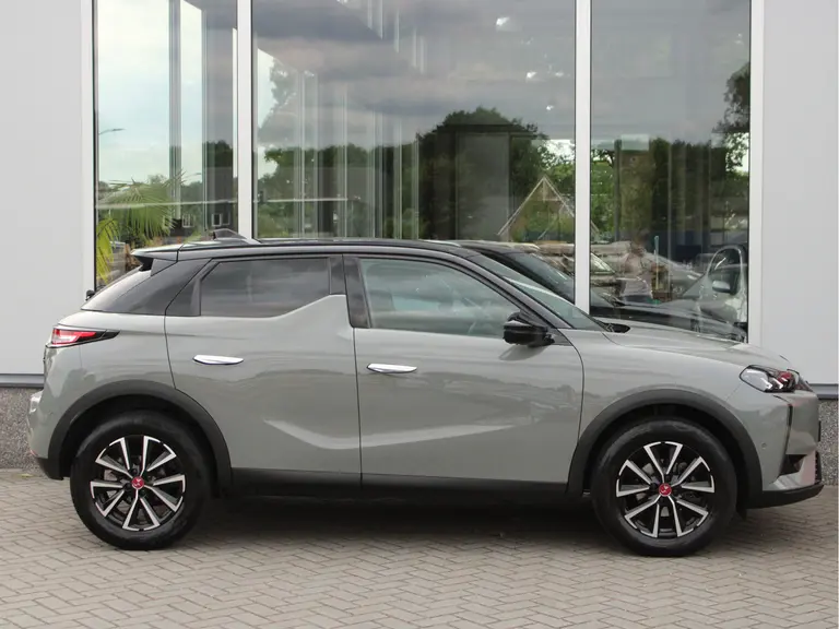 DS DS 3 1.2 PureTech Performance Line Automaat Microvezel Bekleding, Rondomzicht Camera, Cruise en Climate Control afbeelding 13