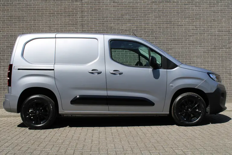 Citroën Berlingo 1.5 BlueHDi 130 EAT8 S&S L1 Automaat Cruise/Climate control, Apple carplay/Android auto, Mistlampen, 16"LM velgen, afbeelding 3