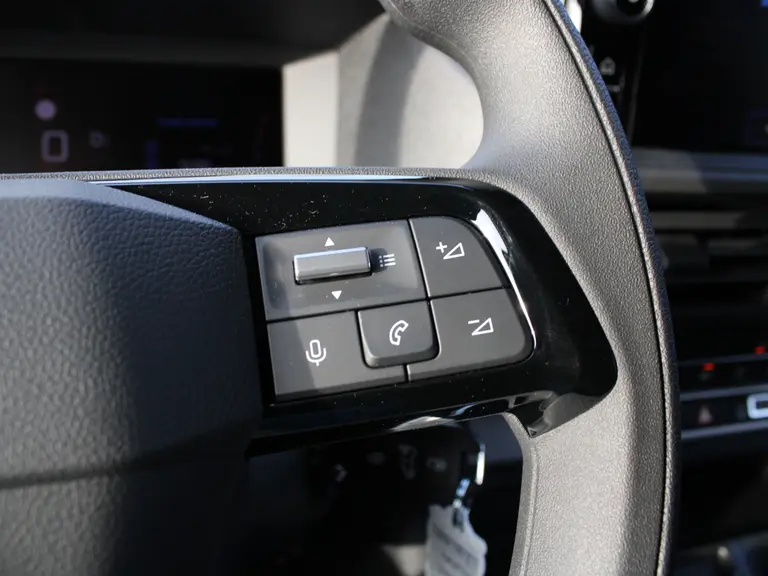 Peugeot Expert 2.0 BlueHDi 145PK EAT8 Automaat L2 Navigatie, Full-LED, Trekhaak Afneembaar, Lichtmetalen velgen, Camera achter + binnenspiegel, Betimmering laadruimte afbeelding 21
