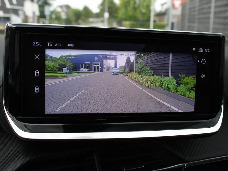Peugeot 2008 Allure 1.2 PureTech 100PK Navigatie, Camera Achter, parkeerhulp voor en achter, Apple Carplay/Android auto draadloos afbeelding 26
