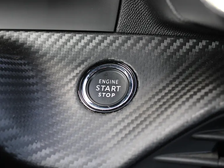 Peugeot 208 1.2 PureTech 100PK GT Navigatie, Parkeerhulp voor & achter, Zwart dak, Camera Achter afbeelding 19