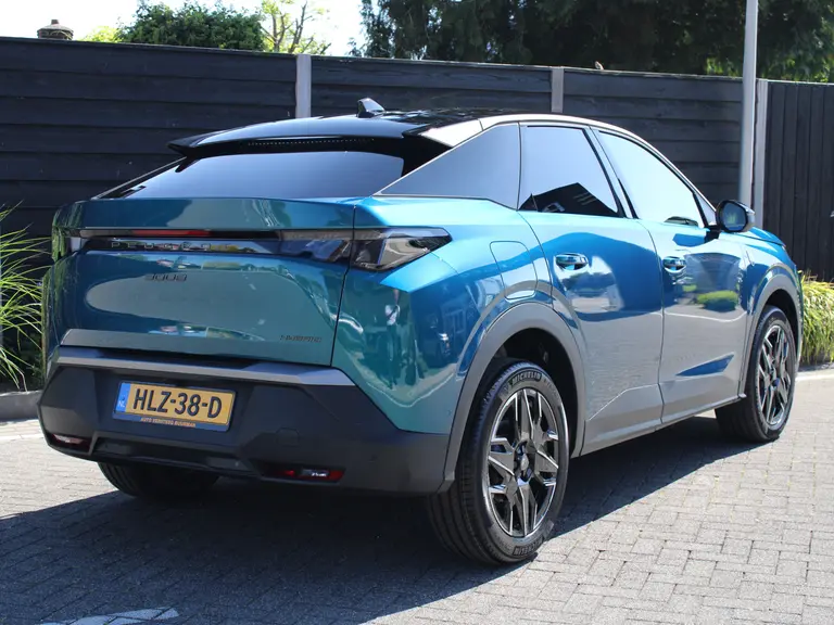 Peugeot 3008 GT 1.2 Hybrid 136PK e-DCS6 Automaat 360 Camera, Navigatie, Elektrische Achterklep, Parkeerhulp voor & achter afbeelding 7