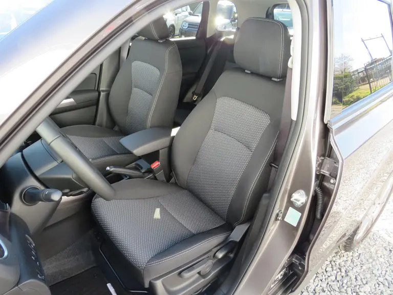 Suzuki Vitara 1.4 Boosterjet Select Smart Hybrid, NIEUWE Auto Draadloos Carplay en 6 jaar Garantie! afbeelding 9