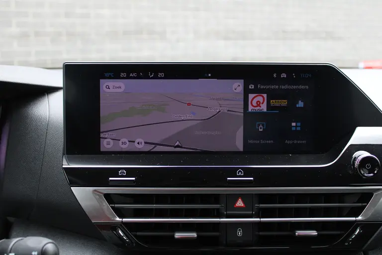 Citroën C4 1.2 Puretech Plus 131pk, Automaat, Navigatie, Keyless Entry/Start, Luxe bekleding, Achteruitrijcamera afbeelding 22