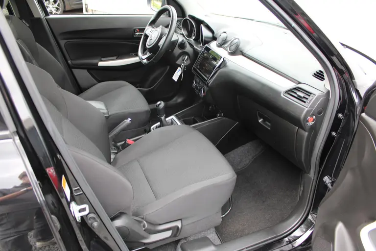 Suzuki Swift 1.2 Select Smart Hybrid 1e eigenaar en Dealer onderhouden! afbeelding 16