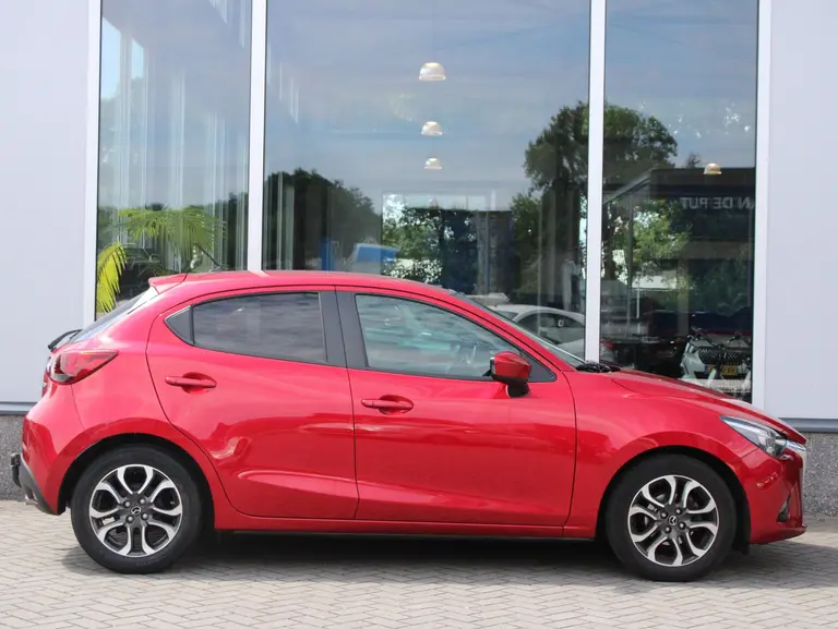 Mazda 2 1.5 Skyactiv-G GT-M afbeelding 14