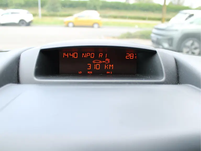 Citroën Berlingo 1.6 VTi 120 XTR Cruise/Climate control, Audio, Trekhaak, Stoelverwarming, Mistlampen, Parkeersensoren achter afbeelding 16