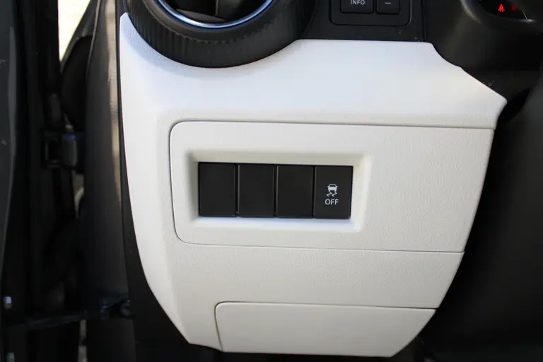 Suzuki Ignis 1.2 Stijl 90pk, Automaat, Navigatie, Applecarpl./Andr. Auto, Climate/Cruise Control, Trekhaak afbeelding 14