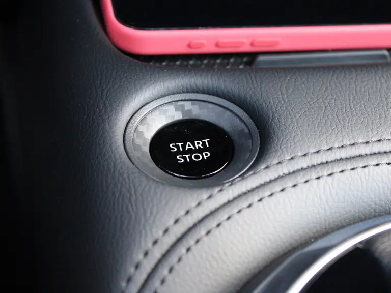 Nissan Juke 1.6 Hybrid 143PK N-Design Automaat Navigatie,  Achteruitrijcamera, Keyless Entry & Start, Stoel & Stuurverwarming, Parkeersensoren Voor & Achter afbeelding 32