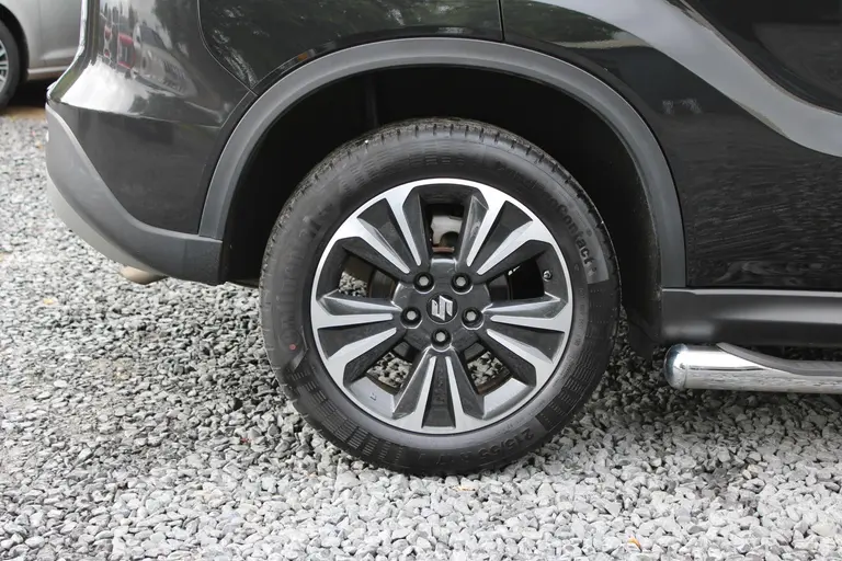 Suzuki Vitara 1.6 Exclusive, 1e Eig. Dealer onderhouden, Bull-Bar en Side-Bars, afbeelding 5