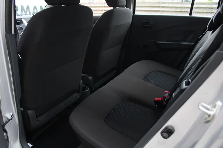 Suzuki Celerio 1.0 Comfort Volledig Rijklaar! Cruise Control, Elektrische Ramen, Airco, Radio afbeelding 15