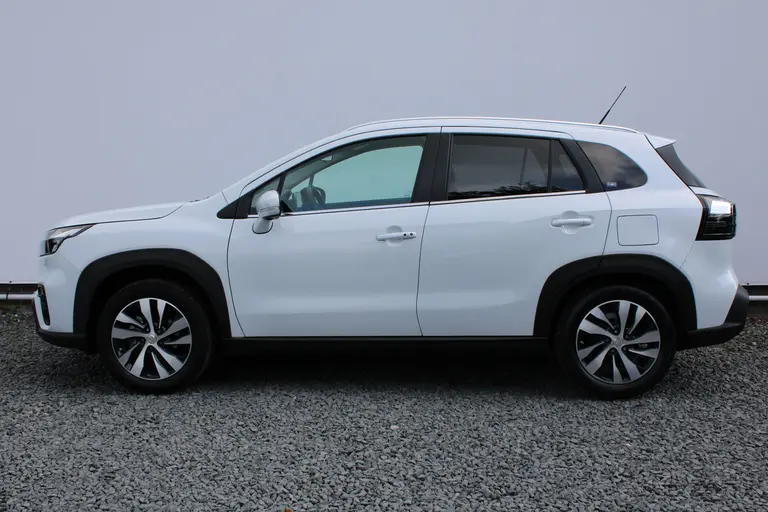 Suzuki S-Cross 1.5 Hybrid Style, Automaat, Trekhaak ORG NL met 6 jaar Fabrieksgarantie! 360 Camera, Draadloos Carplay en Dealer onderhouden! afbeelding 2