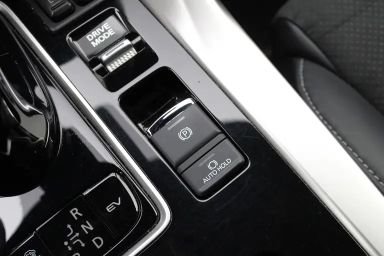 Mitsubishi Eclipse Cross 2.4 PHEV Executive Cruise/Climate control, Trekhaak, Navigatie, Apple Carplay/Android auto, Camera, afbeelding 27