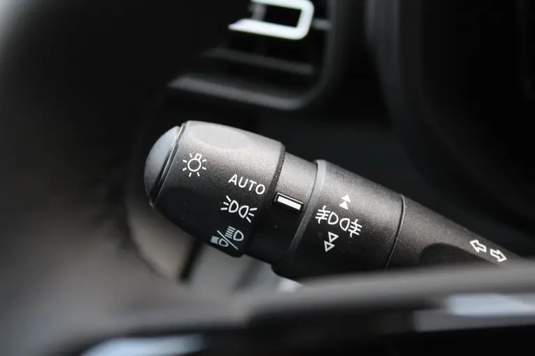 Citroën Berlingo 1.5 BlueHDi 100 S&S L2 Dodehoek detectie, Stoelverm., Achteruitrijcamera, Airco, Navigatie, Digitaal display afbeelding 29