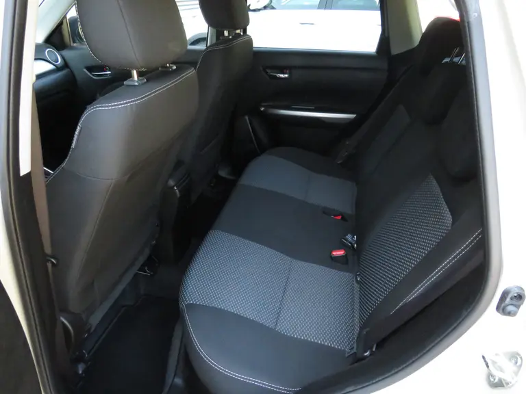 Suzuki Vitara 1.0 Boosterjet Select, Automaat, Trekhaak, 1e EIG, Parkeersensoren, Dealer onderhouden! afbeelding 9