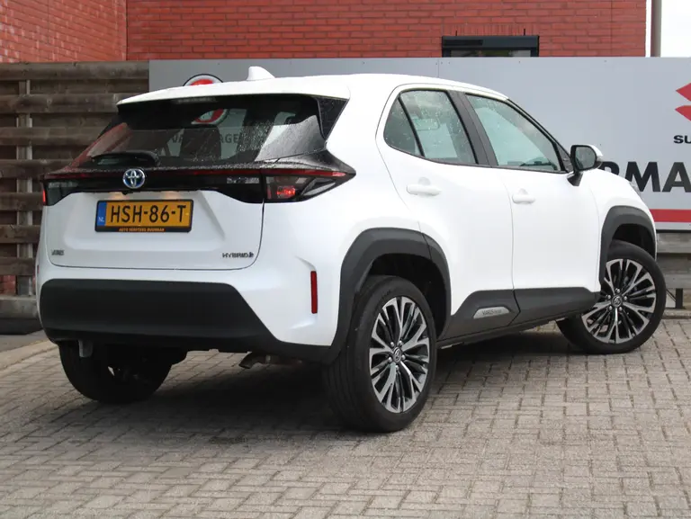 Toyota Yaris Cross 1.5 Hybrid Achteruitrijcamera, Bluetooth, Cruise Control Adaptief, Climate Control afbeelding 2