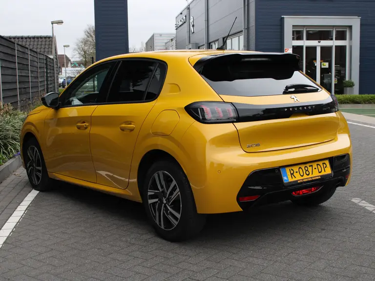 Peugeot 208 1.2 PureTech Allure 100PK EAT8 Automaat Navigatie, Camera achter, Parkeerhulp Achter, Lichtmetalen velgen, Cruise Control afbeelding 7