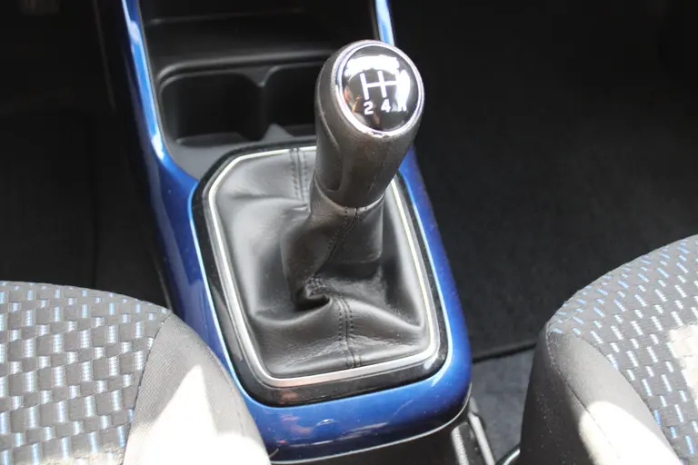 Suzuki Ignis 1.2 Smart Hybrid Style , Stijl, Navigatie, Cruise Control, Climate Control, Keyless Entry afbeelding 21