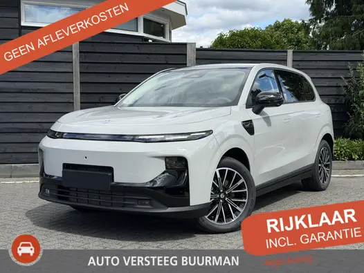 Leapmotor B10 Design Hybrid EV 18.8 kWh 218PK Automaat Navigatie, Camera 360, Lichtmetalen velgen, Elektrische Achterklep, Kunstlederen bekleding, Stoel Verwarming & Ventilatie