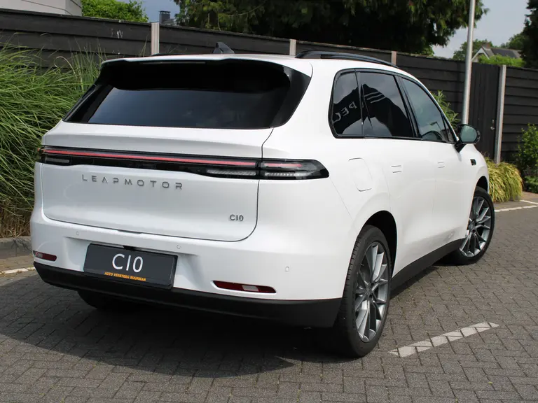 Leapmotor C10 REEV Design 28.4 kWh Camera systeem rondom, Stoelverwarming/koeling, Panoramadak, Navigatie afbeelding 10