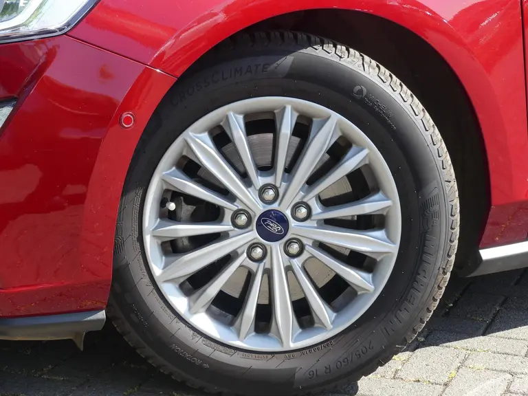 Ford FOCUS Wagon 1.5 EcoBoost Titanium Business Trekhaak, Bang & Olufsen, Cruise en Climate Control afbeelding 28