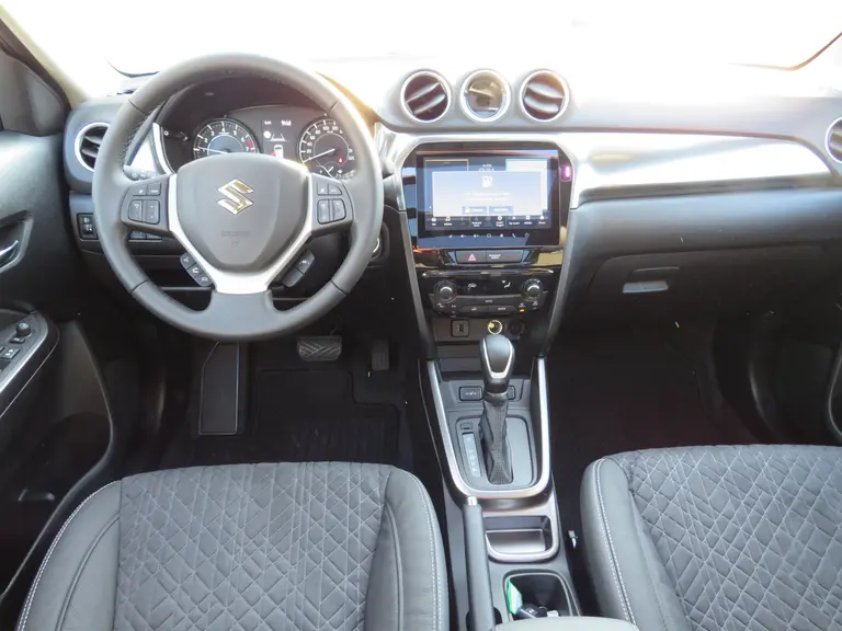 Suzuki Vitara 1.5 Hybrid Style, Automaat, Panoramadak, 6 jaar GARANTIE, Navigatie en Draadloos Applecarplay / Androidauto afbeelding 7
