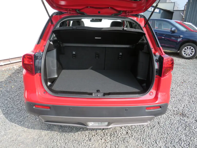 Suzuki Vitara 1.4 Boosterjet AllGrip Stijl/Style, Automaat, All-Seasonbanden, Panoramadak, Parkeersensoren, ZEER COMPLEET! afbeelding 11
