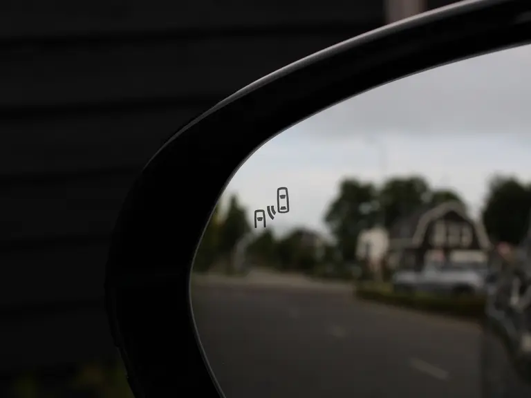Leapmotor C10 REEV Design 28.4 kWh Camera systeem rondom, Stoelverwarming/koeling, Panoramadak, Navigatie afbeelding 31