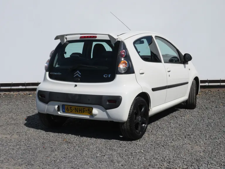 Citroën C1 1.0-12V Ambiance, Automaat, met Parkeersensoren! Dakspoiler LM-Velgen en nieuwe Koppeling! afbeelding 3