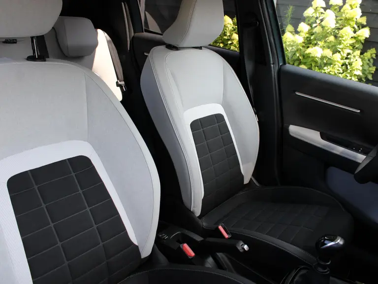 Citroën C3 Max 1.2 Turbo 100pk Navigatie, Achteruitrijcamera, Climate Control, Cruise Control, Apple Carplay, Android Auto afbeelding 12