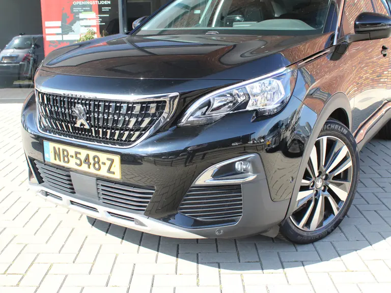 Peugeot 3008 1.2 PureTech 130PK Première Lederen bekleding, Stoelverwarming voor, Navigatie en Elektrische Achterklep afbeelding 2