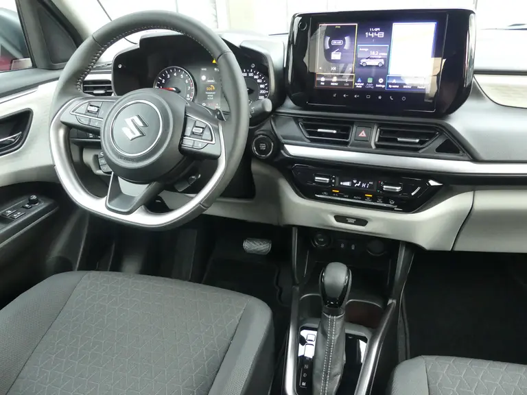 Suzuki Swift 1.2 Style Smart Hybrid 16'' gepolijste wielen, Climate Control, Navigatie afbeelding 22
